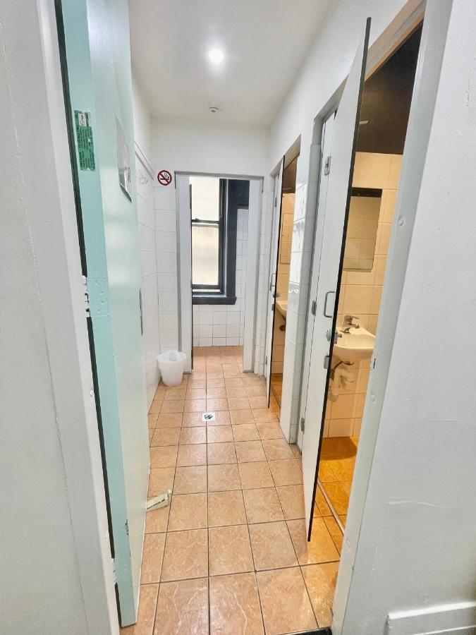 The Downing Hostel Sydney Exterior photo